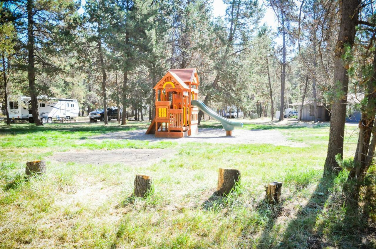 Bend-Sunriver Camping Resort Two-Bedroom Cabin 7 Ngoại thất bức ảnh